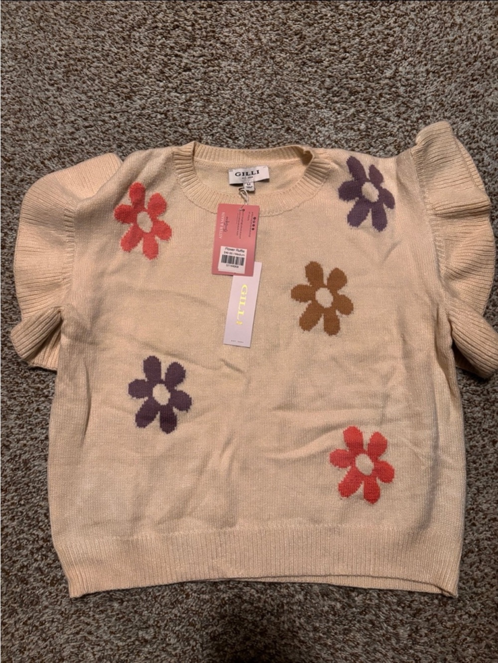 NWT boutique Gilli Cream Short-Sleeve Floral Knit Sweater medium